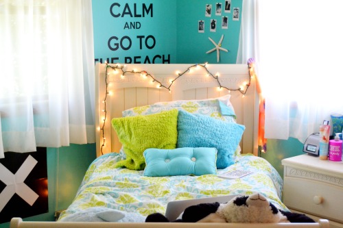 sparksareflyinq:  my room ♡♡