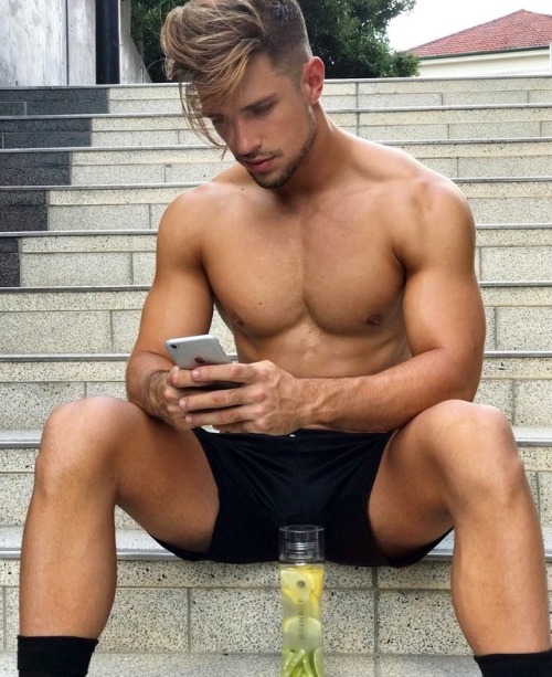 smittenstephen:  Ryan Greasley
