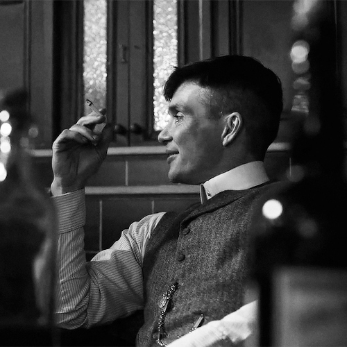 peakyblinded:  CILLIAN MURPHY as TOMMY SHELBYPEAKY BLINDERS S01E04