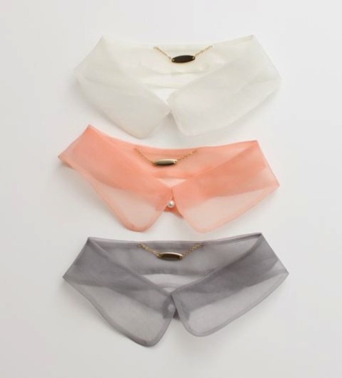 alreadyuncool:  Organza collars