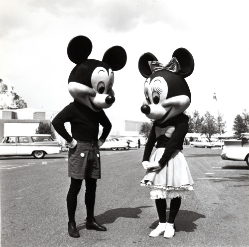 thesilverpinup-blog: 1950s Disneyland USA Mickey &amp; Minnie