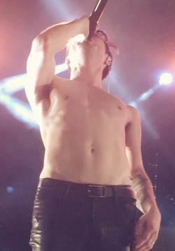 moshpitphotography:  Brendon Urie from Panic!