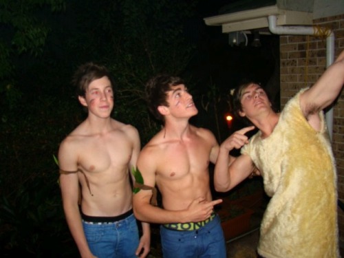 bromofratguy:  Aussie boys fuck me now 