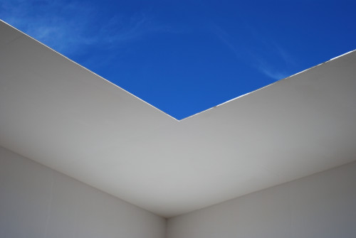 IG Presents; James Turrell  “I make spaces that apprehend light for our perception, and in some way