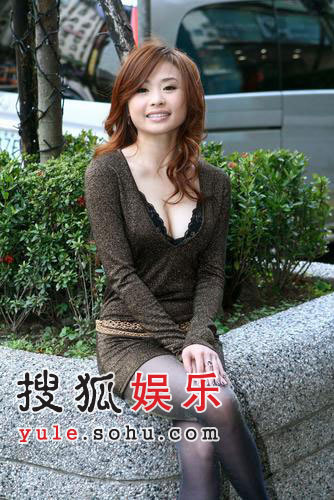 Porn Pics Taiwanese singer Wu Shumin