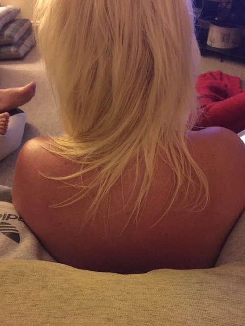 Bleached blonde slut looking for cock