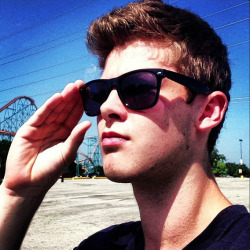 rowdyroadie:    restless road in wayfarers  Nice shades boys &lt;3