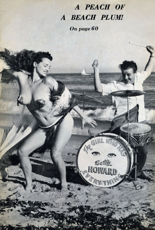 Porn burleskateer: A PEACH OF A BEACH PLUM! Betty photos