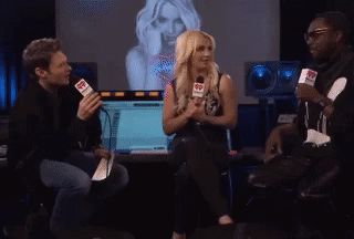 kogaroshi: shawn mendes: “i know I can treat you better than he canand any girl