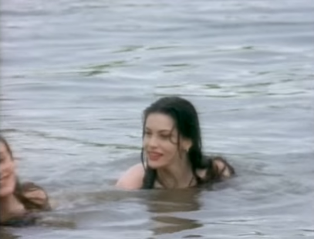 lilacpeach:Liv Tyler and Alicia Silverstone skinny-dipping together
