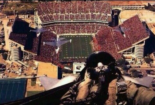 everydayphotos77:  Flyest Selfie  If this is real how fucking awesome is that?!?!