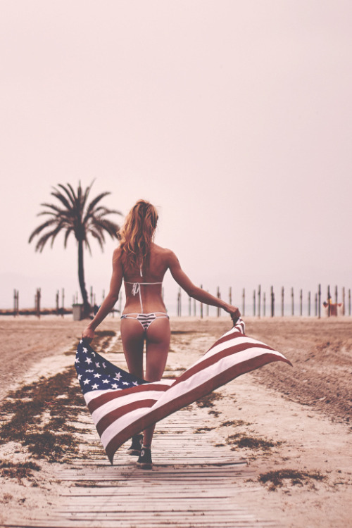 tryintoxpress:  Summer - Photographer ¦ Lifestyle - Nature - 18+  Gain Followers-> HERE 