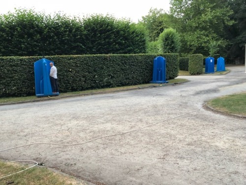 Festival urinals at the weekly parkconcerts in Aalst. You find these everywhere in summer. I hadn&rs