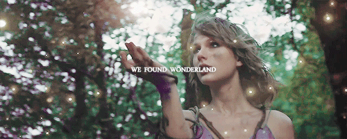 youshouldvesaidnobaby:  haven’t you heard what becomes of curious minds? 
