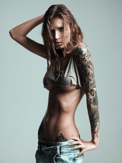 tattoosngirls:  Kristina Hush Hushhttp://instagram.com/kristinagivinghush/
