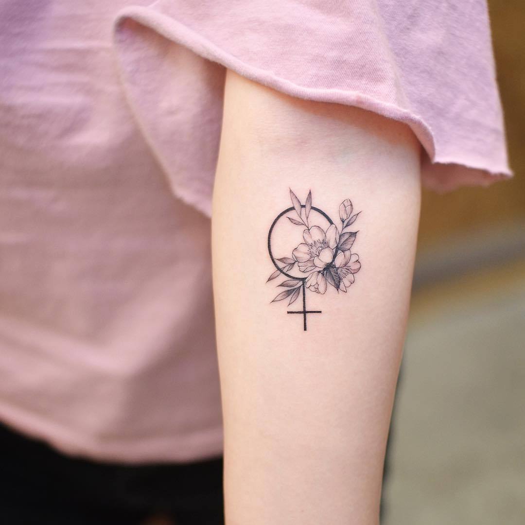 Best 15 Aphrodite Tattoo Ideas  InkMix Tattoo