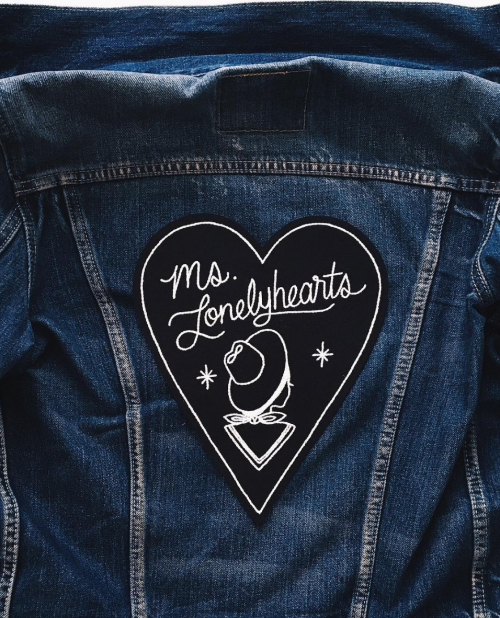 petit-poids:  E R A D U R A - Hand Embroidered Goods by Erika DuranInstagram: @eraduraEtsy: https://www.etsy.com/shop/eradura