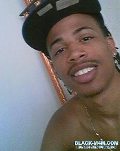 black-m4m:  More Nude Photos &amp; Videos Of Him On His Profile… http://www.black-m4m.com/splashy/