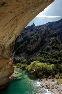 helicoils:  i love how climbing is becoming