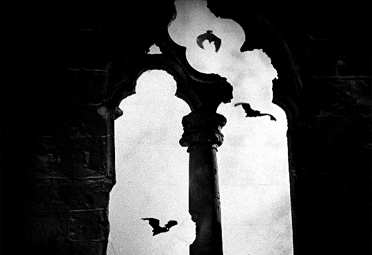 crowleys: There are far worse things awaiting man than death. DRACULA (1931) dir. Tod Browning