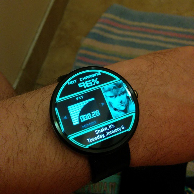 narphenal:  skullwasabro:  narphenal:  skullwasabro:  WHAT WATCH IS THIS  Moto360