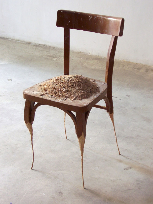 my-kelde:Jaime Pitarch. Subject, Object, Adject, 2006.chair, wood shavings from chair legs