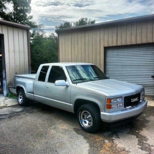 Sucks I have to repaint this whole truck…. Owner after picking it up decided he don’t want the painted stripes… Fml