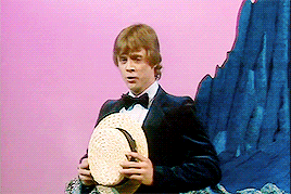 mysticnicks:Mark Hamill on The Muppet ShowYou will die of adorableness, I’m just sayin’. (x)