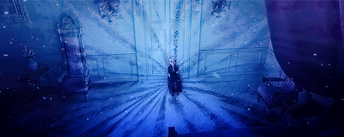 50shadesofelsanna:  SHE WAS WEARING BLACK SHE WAS GUNNA GO I’M GUNNA PUNCH A SNOWMAN