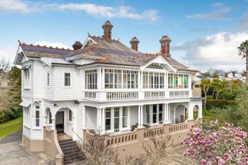 househunting:price upon request/6 br/418 sq mHerne Bay, NZ