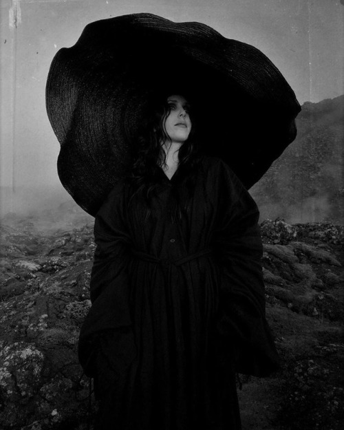 ronyogason:chelseawolfeonly:Chelsea Wolfe by @nonalimmenphotography..,