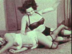 vintagedeluxeworld:  (via GIPHY) 