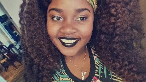 queen-mzbigabootie:  💜 Black lipstick and croshet braids for the win. 💜