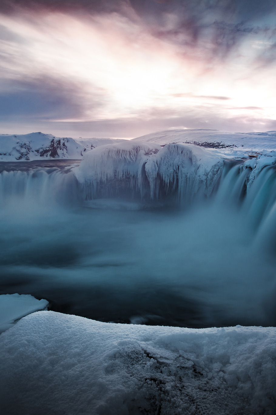 lsleofskye:  Morning Godafoss 