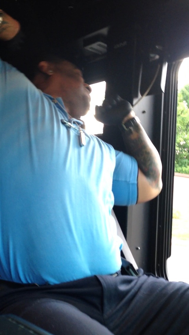 cakemountain:  chocolatetyne:  canigetbhindu:  My bus driver this morning. He was