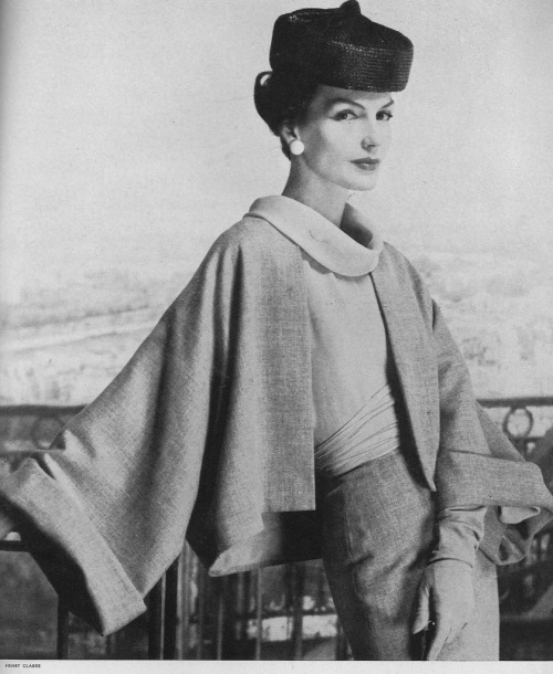 Coat/JacketCastillo for Jeanne Lanvin1957Second Picture:Joanna McCormick wearing a orange-pink wool 