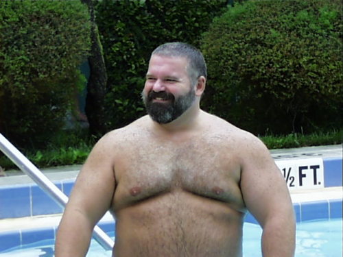 littlebuddhacub: redbehr: thebigbearcave: muchomen1: Daddy MORE NON-GYM BEEFCAKE FURRY DADDYBEAR