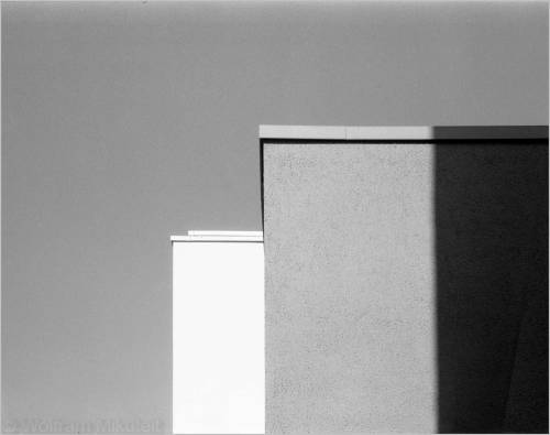 building - with different shades of grey, 2021. Foto: © Wolfram MikuteitShot with Contax IIIa (