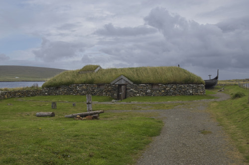 on-misty-mountains: The Viking Unst Project, Shetland The Viking Unst Project consists of a reconstr