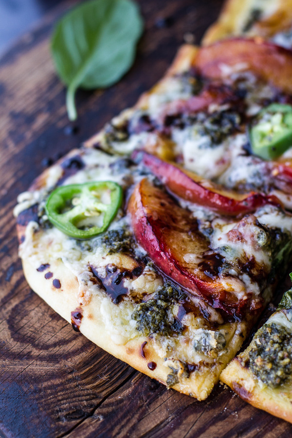 beautifulpicturesofhealthyfood:  Toasted Walnut Pesto and Caramelized Nectarine Pizza
