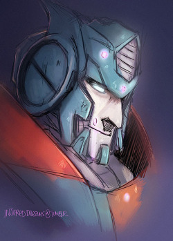 injureddreams:  Another bot for a friend. Its Senator Shockwave (spoilers)! Before he became..what he became :’I 