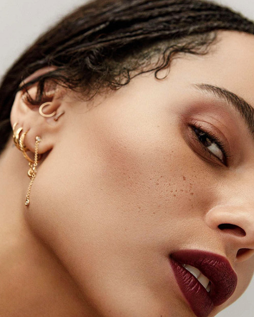 ZOË KRAVITZ PHOTOGRAPHED FOR ELLE FRANCE.