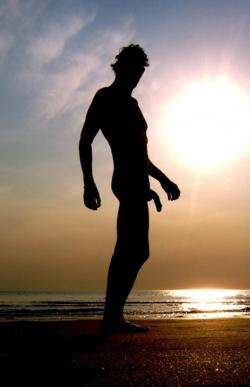 maturegayhomoerotica:  Silhouette