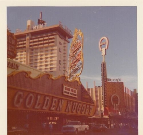 Downtown Las Vegas, c. July 1977Fremont St from 7th to Main. Low resolution scans from DS Memorabili