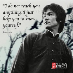 kungfu-taichi-center:  “Do not pray for an easy life, pray for the strength to endure a difficult one.” Bruce Lee. Beautiful words! 