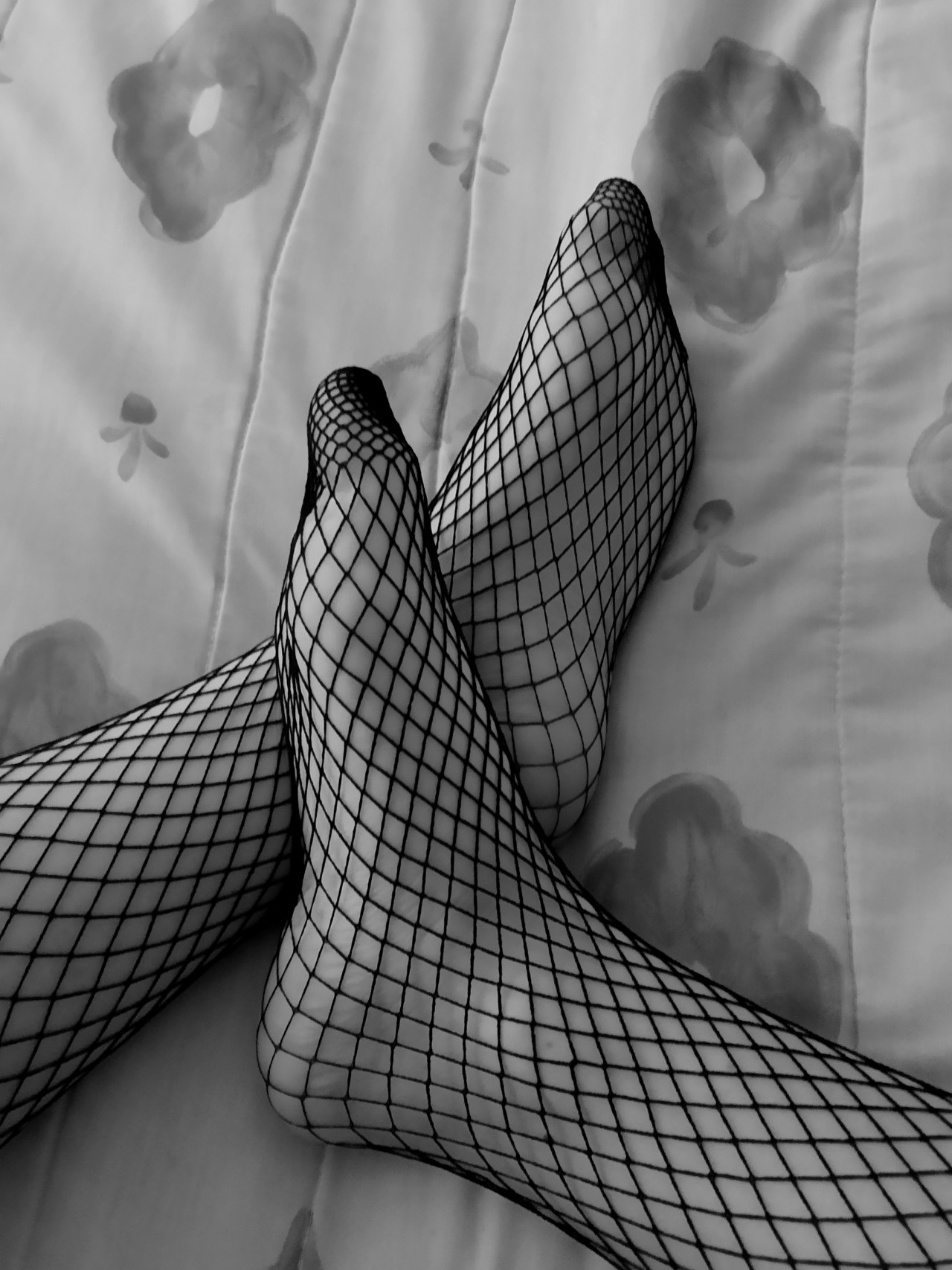 75poison-feet: