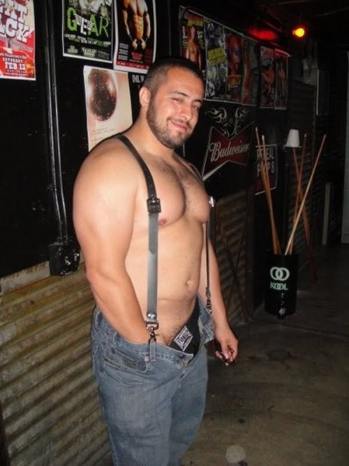 speedosmith:  capitainmuscled: Cesar Rivera 3   Hot Hot Hot