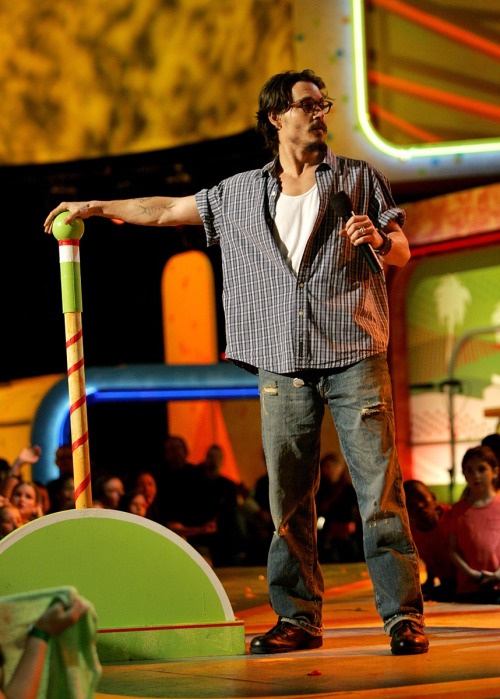 Funny Moments: 17 years ago, on April 2, 2005, Johnny Depp was completely slimed on stage during the