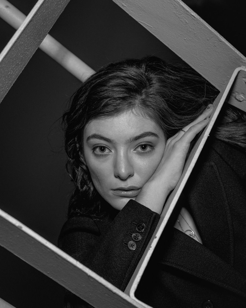 zonoscope:  Lorde photographed by Mark Mahaney 