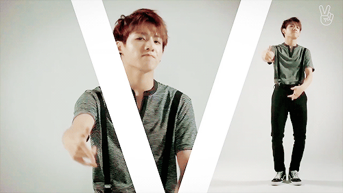 jayfatuasian: Introducing the Golden Maknae’s V sign. Watch the Bangtan V App video episode 1&